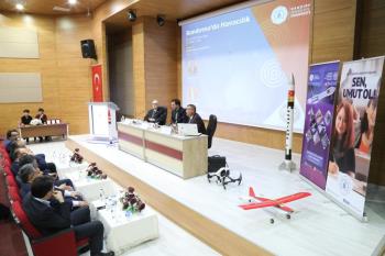 Üniversitemiz Havacılık ve Uzay Topluluğu Tarafından “Bandırma’da Havacılık” Paneli Düzenlendi