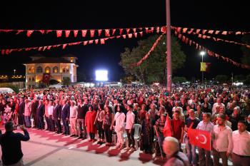 Üniversitemizin Düzenlemiş Olduğu "15 Temmuz Demokrasi ve Millî Birlik Günü" Anma Programları Yoğun Bir Katılımla Gerçekleşti
