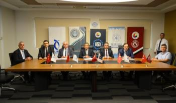 Kamu Üniversite Sanayi İşbirliği Kapsamında Üniversitemiz, Balıkesir Üniversitesi, Balıkesir Sanayi Odası, Balıkesir Ticaret Odası ve Balıkesir Ticaret Borsası Arasında İşbirliği Protokolü İmzalandı 