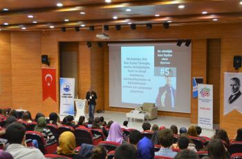 Bandırma Onyedi Eylül Üniversitesi’nde Bilişim ve Teknoloji Zirvesi