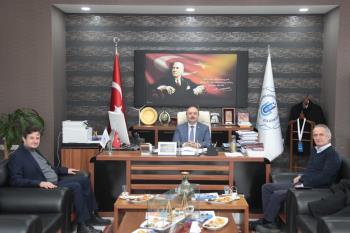 Gönen Ticaret Odası Başkanı Ahmet Selvi’den Rektörümüz Prof. Dr. Süleyman Özdemir’e Ziyaret