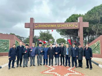 “18 Mart Şehitleri Anma Günü ve Çanakkale Zaferi” Dolayısıyla Bandırma Şehitliği’nde Resmî Tören Düzenlendi