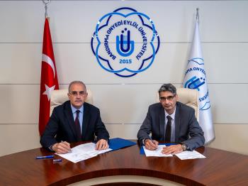 Üniversitemiz İle  Ruse “Angel Kanchev" Üniversitesi Arasında İş Birliği Protokolü İmzalandı 