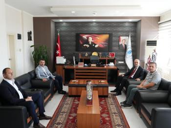 Bandırmaspor Eski Başkanından Rektörümüze Nezaket Ziyareti