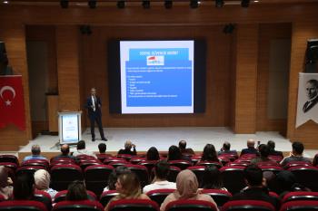 “Sosyal Güvenlik Sistemi ve Sosyal Güvenliğin Önemi” Konulu Konferans Gerçekleştirildi