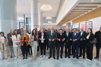 Üniversitemizde “2 Gr Tasarım” Kişisel Sergisinin Açılışı Gerçekleştirildi