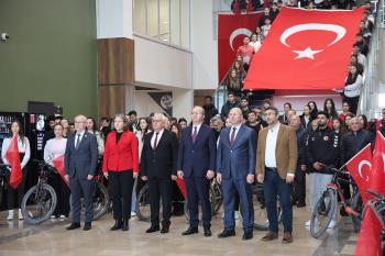 Üniversitemizde 29 Ekim Cumhuriyet Bayramı Kutlama Programı Gerçekleştirildi