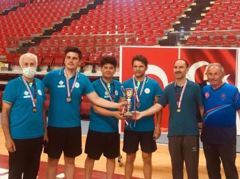Bandırma Onyedi Eylül Üniversitesi Gençlik ve Spor Kulübü Masa Tenisinde 3. Lige Yükseldi